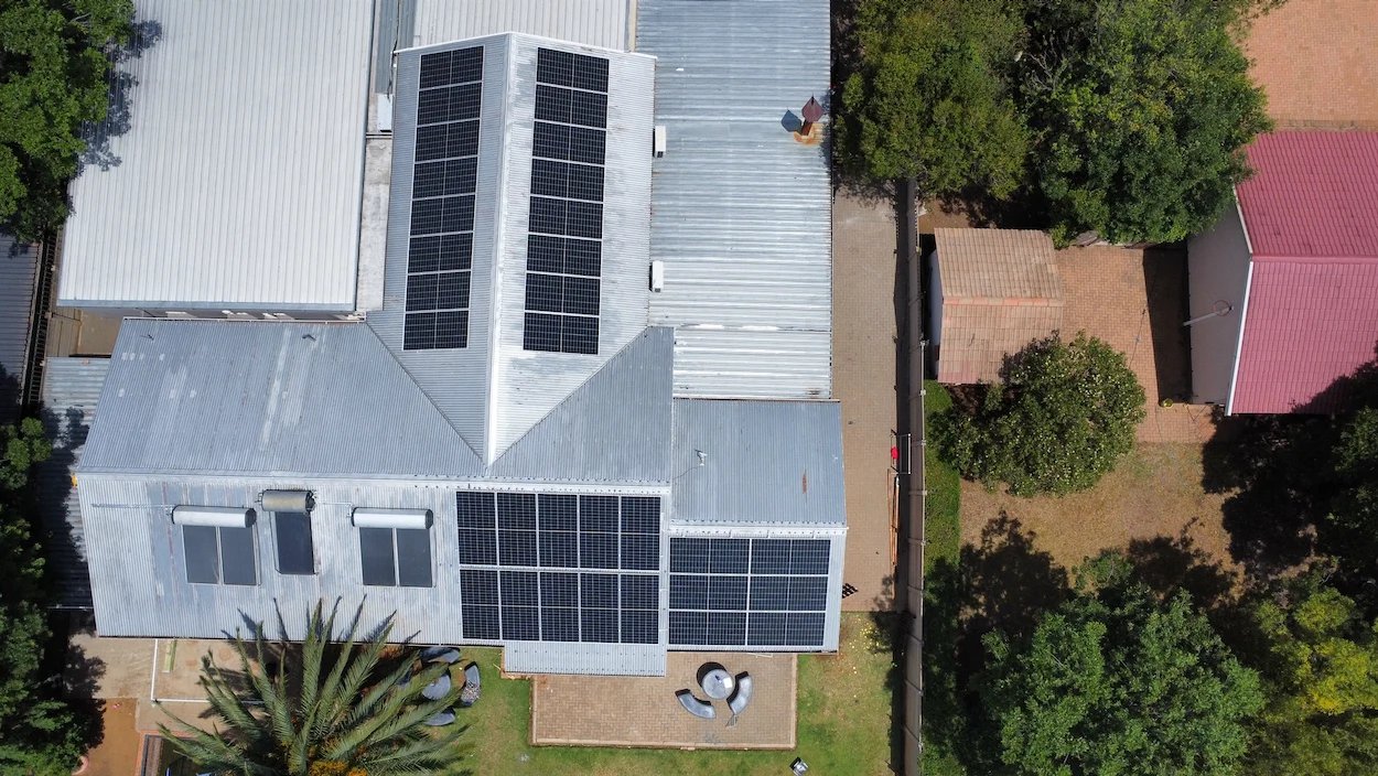 Aerial photograph of a Free State rooftop solar project